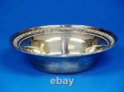 A Round Sterling Silver Bowl Manufactured By Alvin. 9 Diameter & 203. Grams