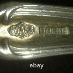 Alvin Sterling Wellington CASSEROLE OR BERRY SERVING SPOON 8 1/4 No Mono