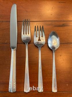 BIG 64 PC SET ALVIN CHAPEL BELLS STERLING SILVER FLATWARE 12 x 6 +3 SERVERS