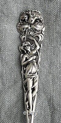 Raphael by Alvin 40g Sterling Berry Spoon Daffodil 6 Figural Art Nouveau