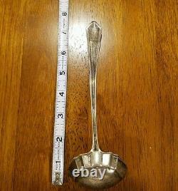 Rare Antique Alvin sterling silver 7-inch scalloped gravy /serving ladle