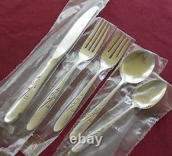 STAR BLOSSOM Alvin Sterling 5 Piece Place Setting Unused c1959