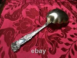 Sterling Silver Alvin Bridal Rose Pattern Large Gilt Berry Spoon 9 Mono