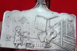 Sterling Silver Cuerved Handle Baby Food Pusher with horse's head, 1 7/8, NM