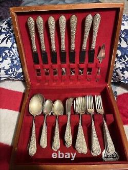 50 pièces de couverts en argent sterling Alvin Bouquet de mariée Pat. 1932