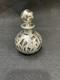 Alvin. Flacon De Parfum En Argent 999 Avec Décor En Relief Art Nouveau 4 Avec Bouchon
