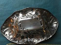 Bol de design floral Art Nouveau antique en argent sterling Alvin