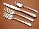 Couverts Modernes Chased Romantique Par Alvin Sterling Silver, Ensemble De 4 Pièces.