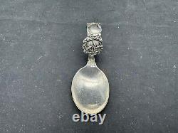 Cuillère de bébé en argent sterling Antique Alvin Bridal Rose à manche courbé