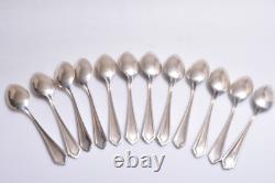 Douze cuillères à dîner en argent sterling Hamilton Alvin 1910 monogrammées M