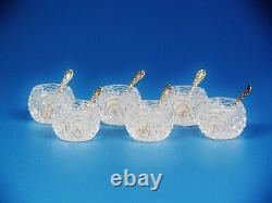 Ensemble de 6 coupelles à sel en verre taillé et cuillères en argent sterling dorées par Alvin.