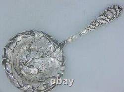 Filtre à thé en argent Sterling ALVIN Art Nouveau Baie de houx