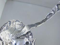 Filtre à thé en argent Sterling ALVIN Art Nouveau Baie de houx