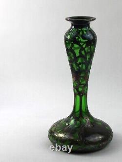 Vase en verre vert avec incrustations en argent sterling Alvin de style Art Nouveau, vers 1900