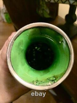 Vase en verre vert émeraude avec incrustation d'argent sterling Alvin de style Art Nouveau vers 1900